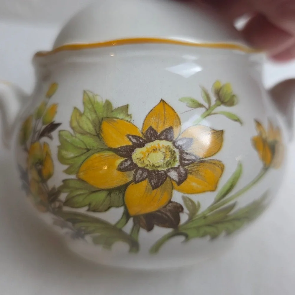 Vintage Berkeley House English Ironstone Meadow View Sunflower Lidded Bowl